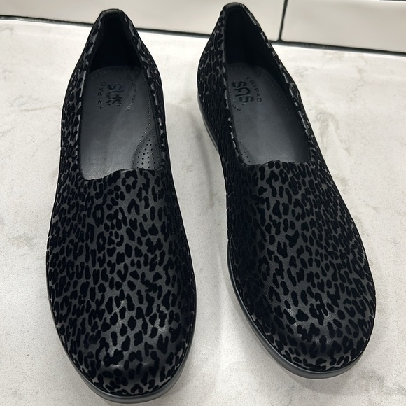 SAS Bliss Wedge Velvet Black Leopard Print Slip-On Shoes 9W - Picture 9 of 14